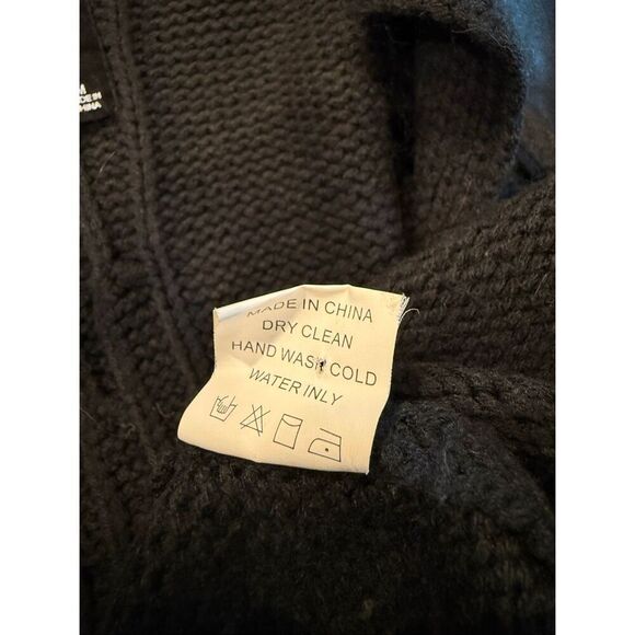 Olive Olivia wool knitted faux fur vest- size m - Picture 5 of 7